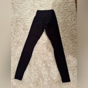 black lululemon leggings